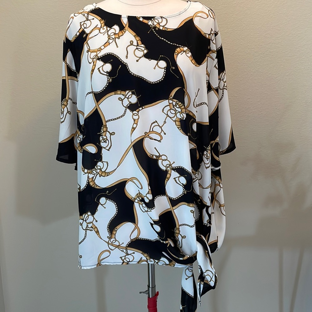 NWT 3X Black/Gold Chain pattern Top